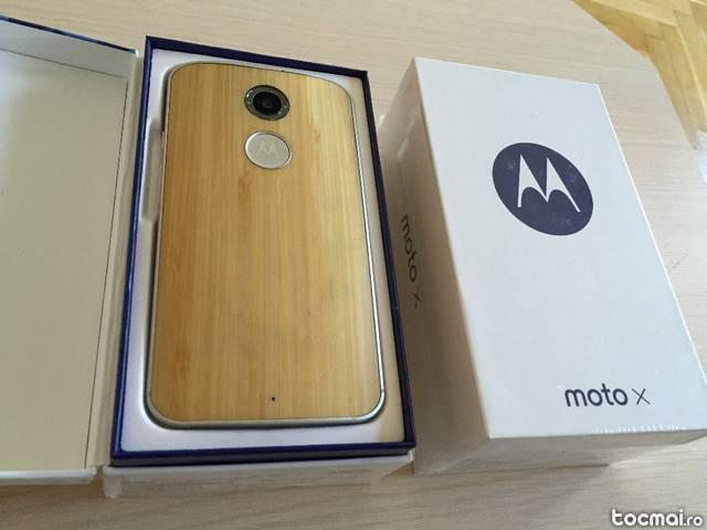 Motorola moto x 2014 alb cu capac de bambus nou sigilat