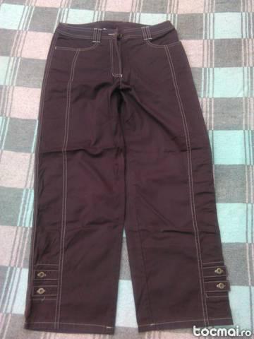 Pantaloni visinii