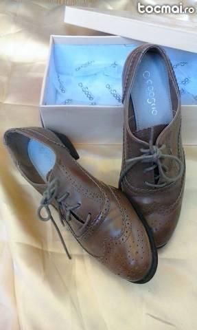 Pantofi Oxford