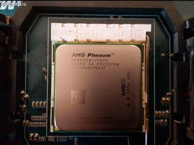 Placa de baza si CPU