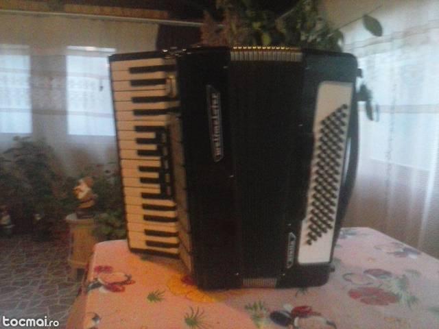 Acordeon weltmaister profesional