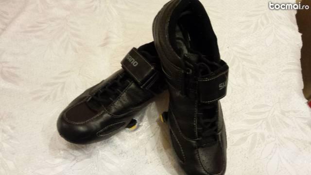 Pantofi (Papuci, Ciclism )Shimano sosea cu placute incluse