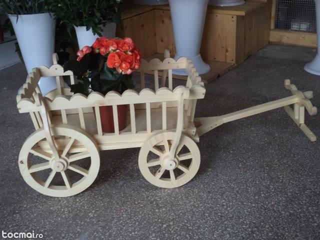 Car din lemn decorativ