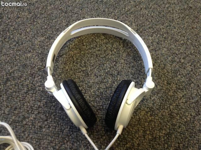 Casti Sony MDR- V150