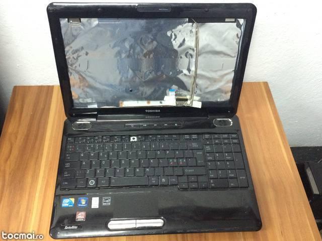 Dezmembrez Laptop Toshiba L505 L500 L550 - placa defecta