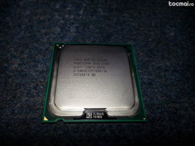 Intel Pentium E5200 Dual / 2500 MHZ/ 2 MB/ 800 FSB/ Soket 775