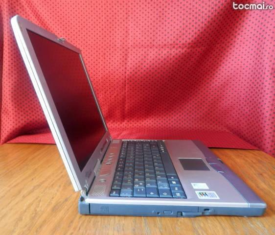 Laptop Fujitsu Siemens Lifebook