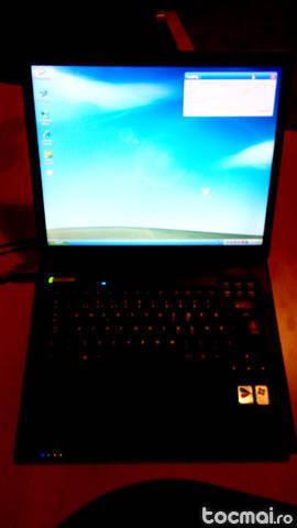 Laptop HP NX 6110 stare foarte buna