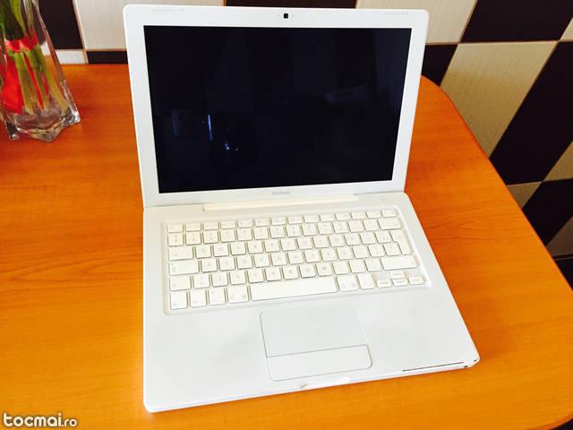 MacBook A1181 13 inch