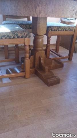 Masa cu 6 scaune din lemn masiv