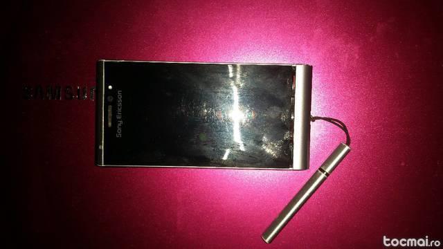 Sony Ericsson Satio U1I 12. 1 megapixeli wi- fi , gps