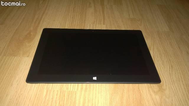 Tableta Microsoft Surface - windows 8. 1