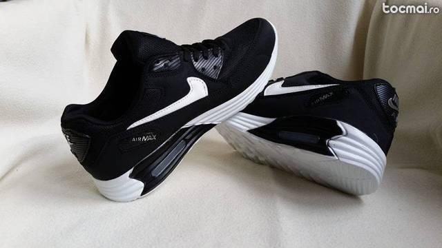Adidasi Nike Airmax 2015 transport gratuit