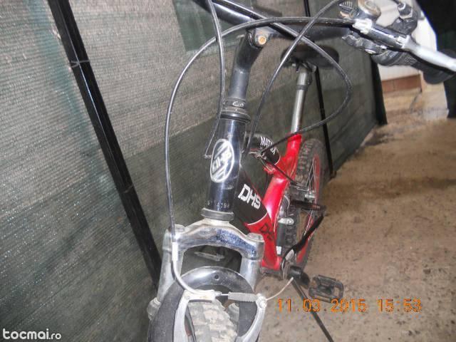 Bicicleta dhs marimea 7- 12 ani