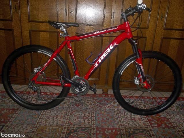 Bicicleta trek 4900 full shimano deore