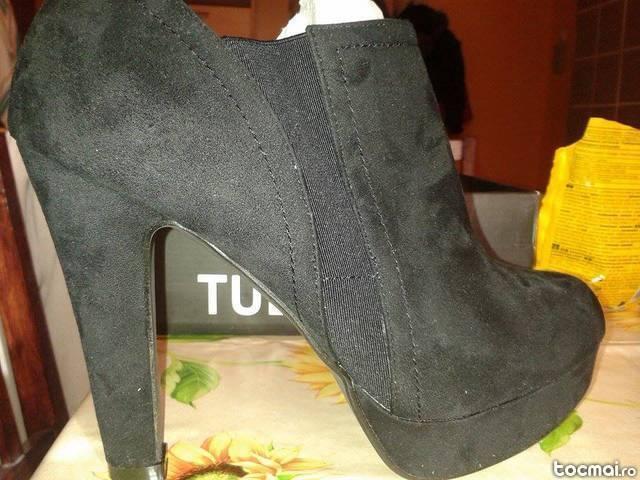 botine negre cu toc