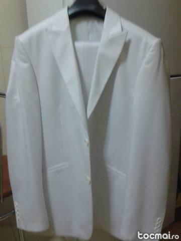 Costum de mire alb, model din spania, elegant, modern