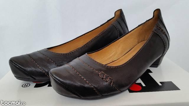 Marime 36 - Pantofi piele dama marca 