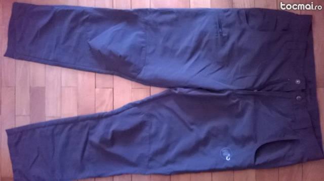 Pantaloni marca Mammut