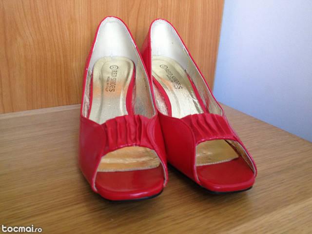 Pantofi dama Red Shoes 37