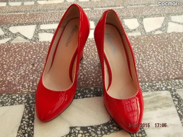 Pantofi rosii din piele pentru dame