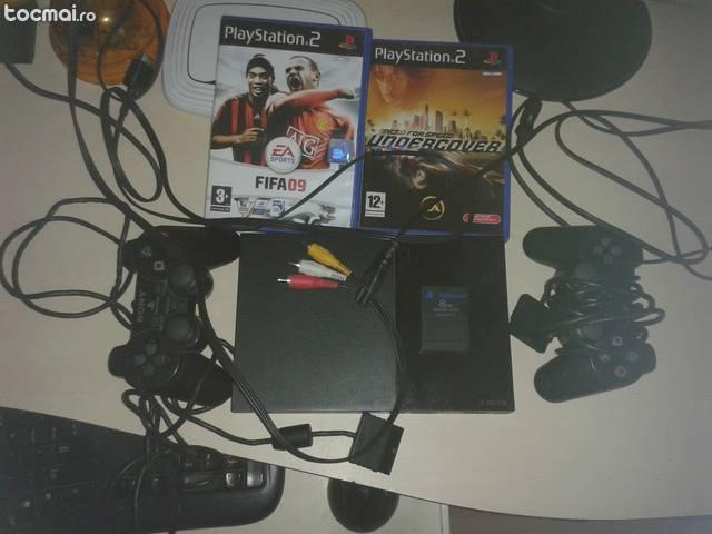 Playstation 2 stare foarte buna+2 jocuri+2 joystick modat