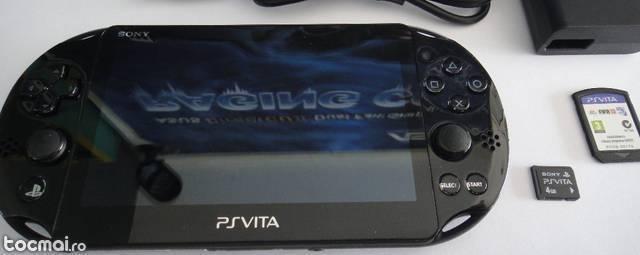 Sony PS Vita Slim + Joc FIFA + Card 4Gb impecabil