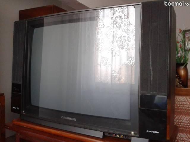 TV Grundig 63cm