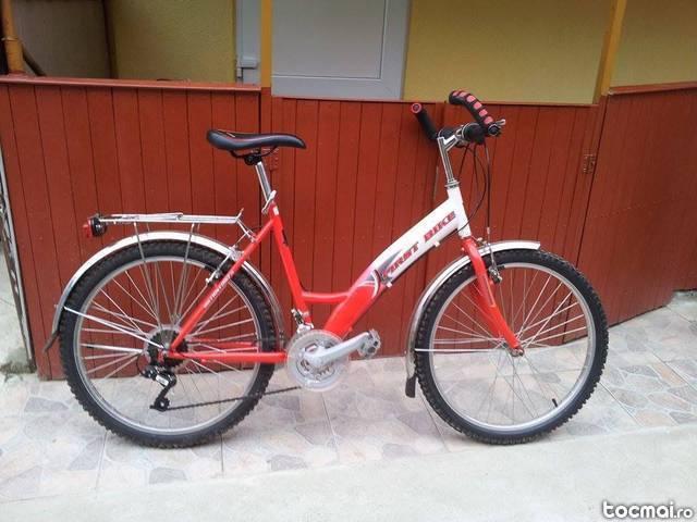 Bicicleta first bike 24C10 Univers 410