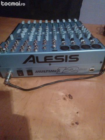 Mixer Alesis Multimix 12 Firewire