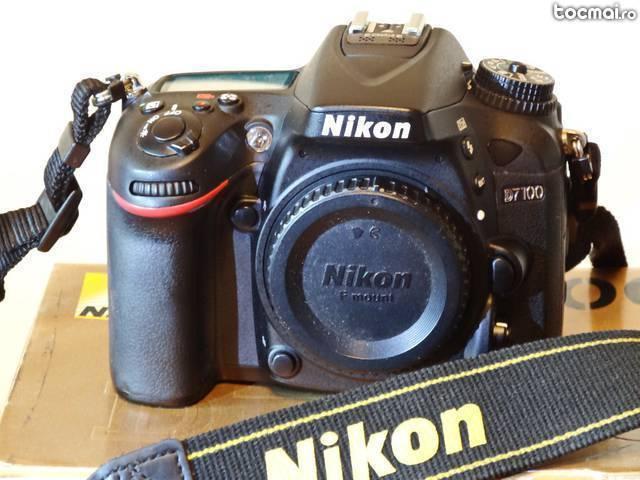 Aparat foto Nikon D7100