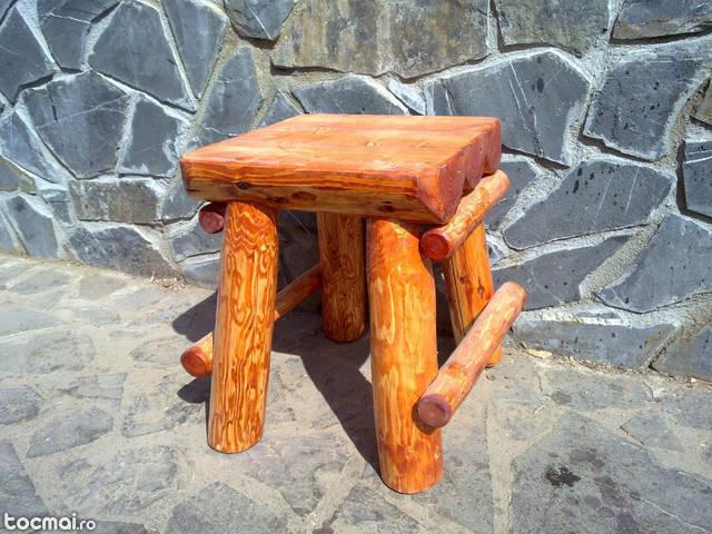 Scaun din lemn rustic