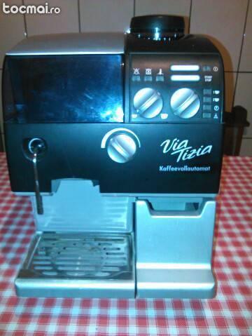 Aparat de cafea expreso via tizia