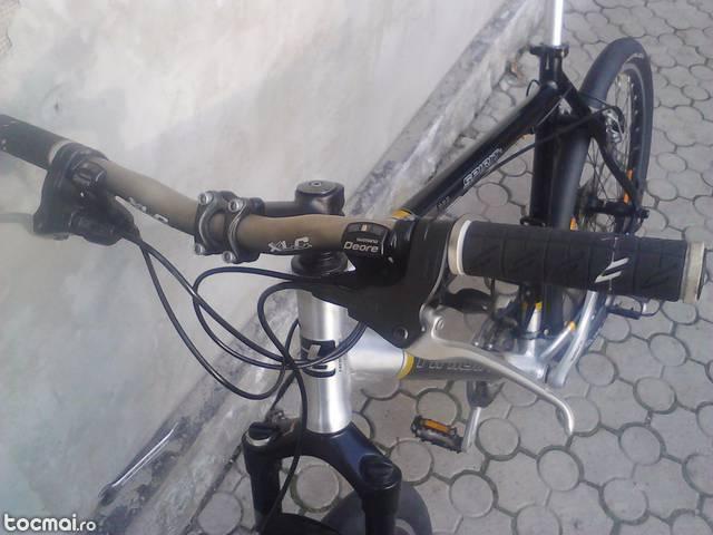 bicicleta, cadru aluminiu 22 inch, frane v- brake hidraulice