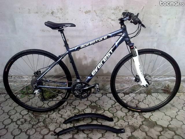 Bicicleta everest. frane disc hidraulice. xt deore. aluminiu