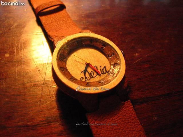 Ceasuri din lemn handmade