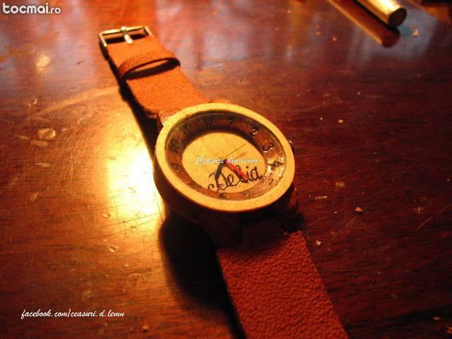 Ceasuri din lemn handmade