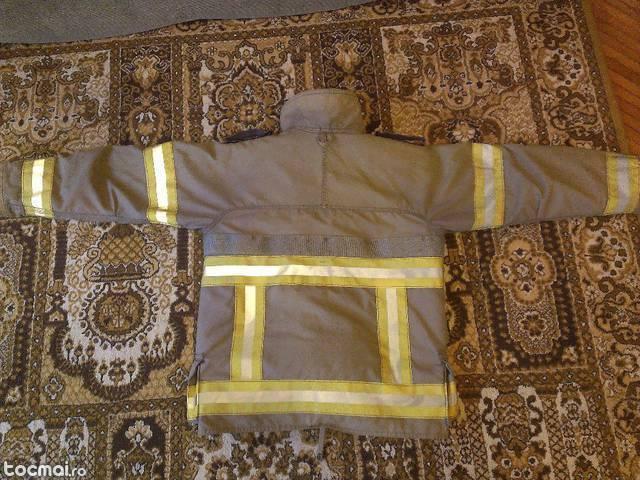 Costum nomex pentru pompieri