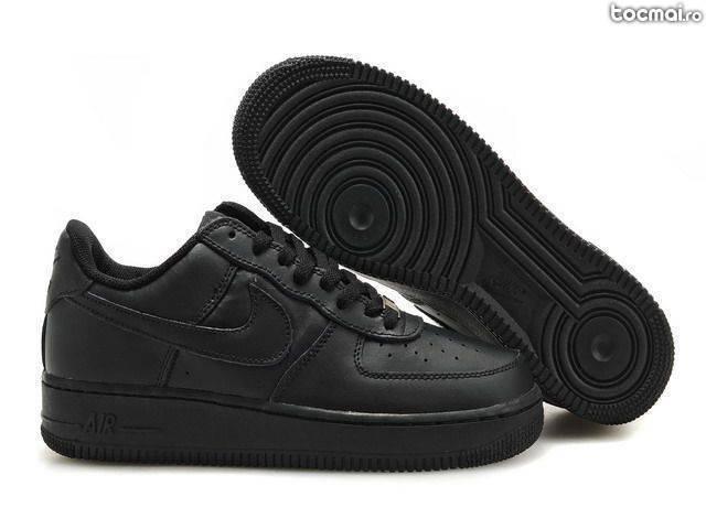 Adidasi Nike Airforce 2015 transport gratuit