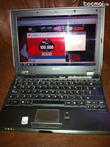 laptop Lenovo 3000 v200