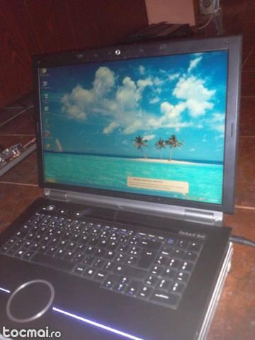 Laptop Packard Bell Negru core 2 duo