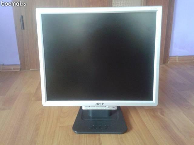 Monitor Acer AL1716