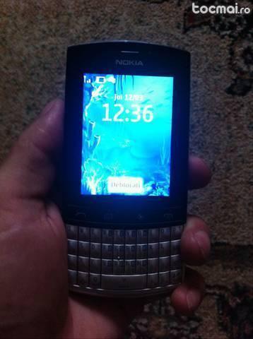 Nokia asha 303