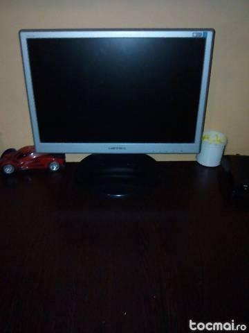 pc complet monitor lcd 17ingi.