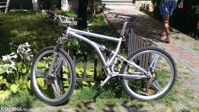 Bicicleta Mercedes Benz Full suspension