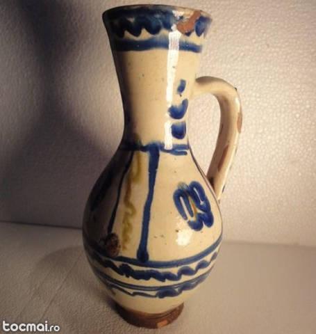 Canceu vechi de colectie ceramica de secol XIX.
