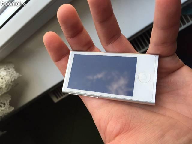 Apple iPod nano (7th Gen/ 2. 5