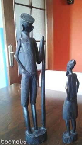Figuri africane din lemn