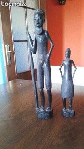 Figuri africane din lemn