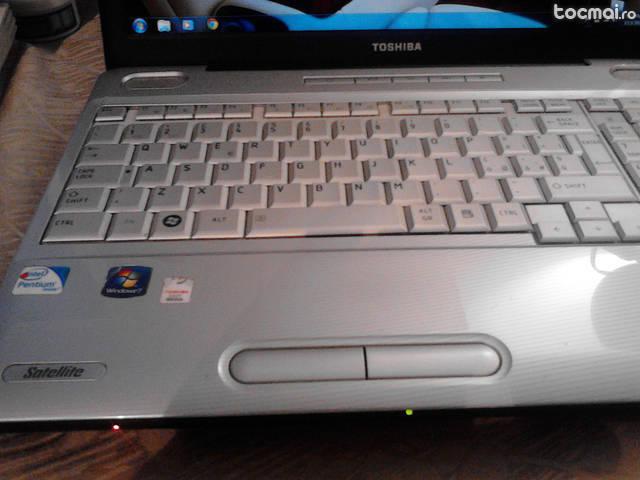 Laptop Toshiba L500, 4Gb of ram, 320Gb hard, dual core2, 30GHz